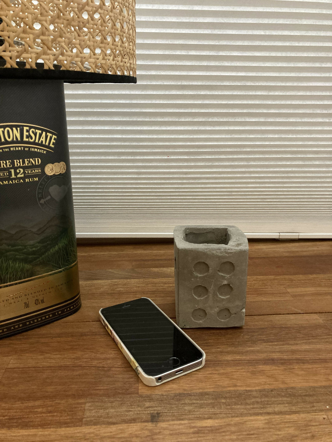 Pot - unique - Die