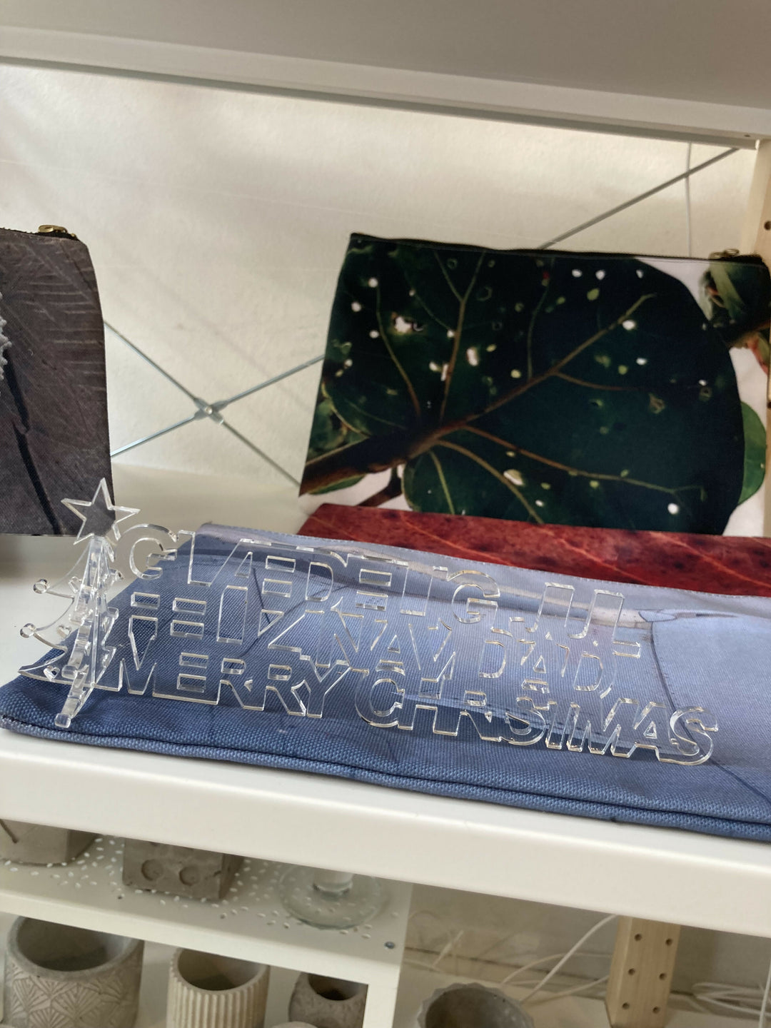 Acrylic upcycled Christmas time MC x 3 (Spanish)