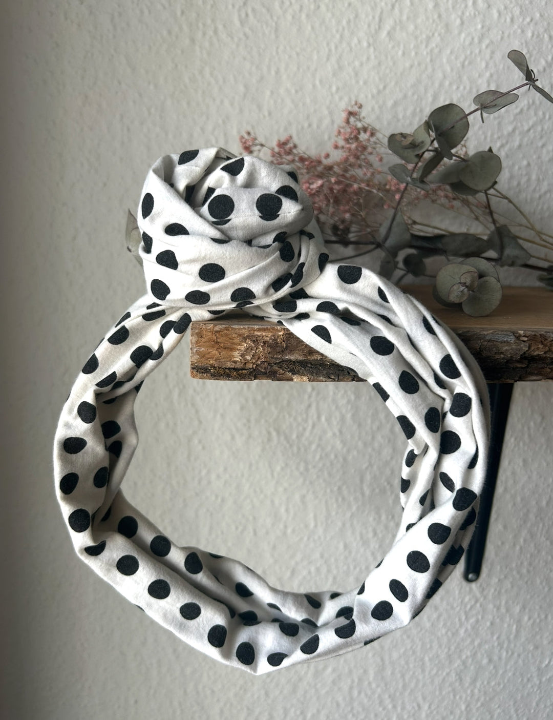 Big dotted wireheadband