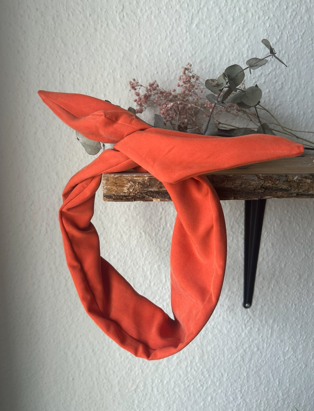 Small orange wireheadband