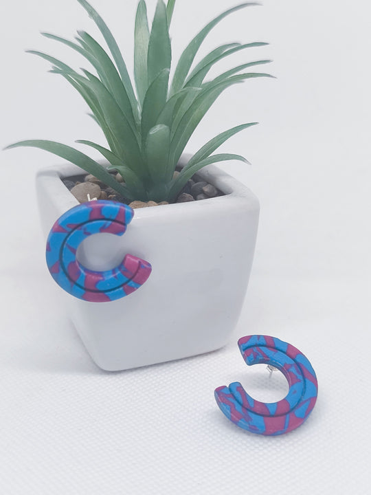 Dreamy Triangle hoops