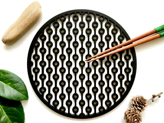 MOIRÉ trivet ø20 black
