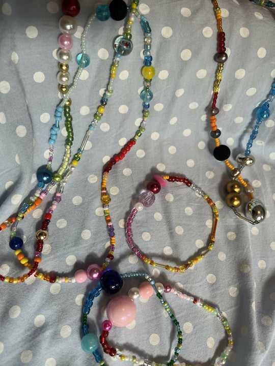 Perlearmbånd / Bead bracelet