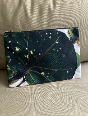 Pouch sea grape leaf large