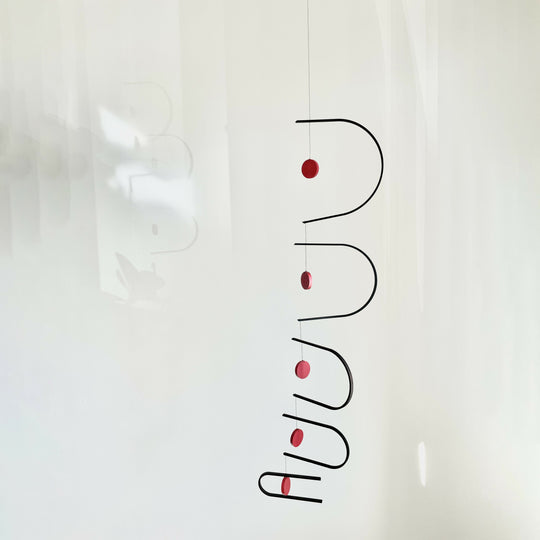 Puolikuu kinetic mobile