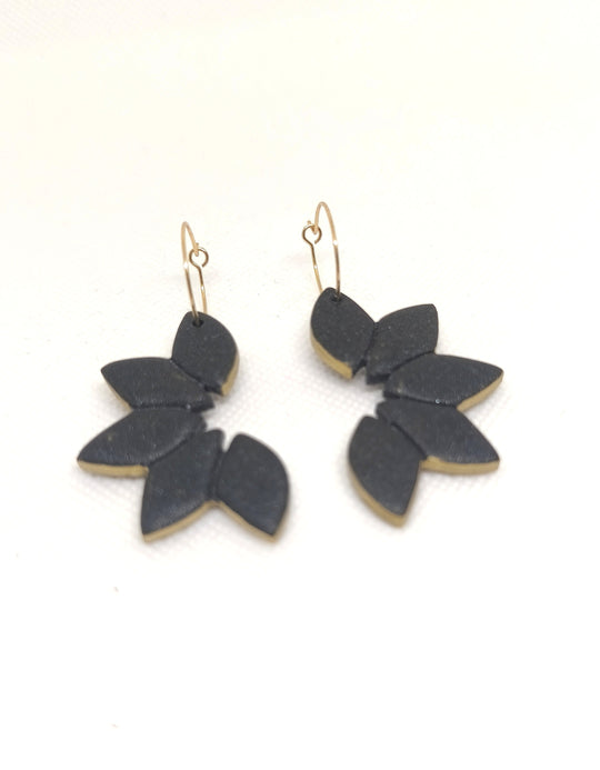 Silk Noir Earrings